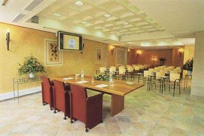 фото отеля Avignon Grand Hotel