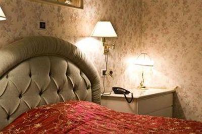 фото отеля Villa Lilla Bed and Breakfast Desenzano del Garda