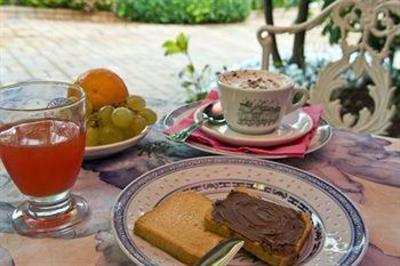 фото отеля Villa Lilla Bed and Breakfast Desenzano del Garda