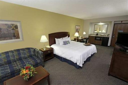 фото отеля Hampton Inn Wichita West