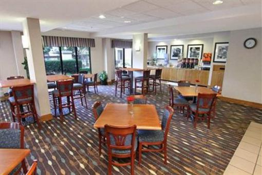фото отеля Hampton Inn Wichita West