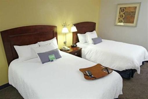 фото отеля Hampton Inn Wichita West