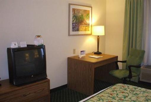 фото отеля Fairfield Inn Terre Haute
