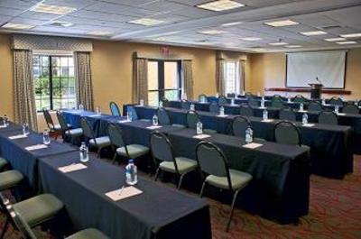 фото отеля Hampton Inn & Suites Camarillo