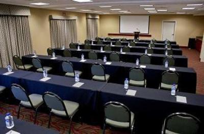 фото отеля Hampton Inn & Suites Camarillo