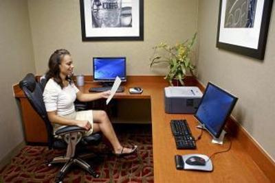 фото отеля Hampton Inn & Suites Camarillo