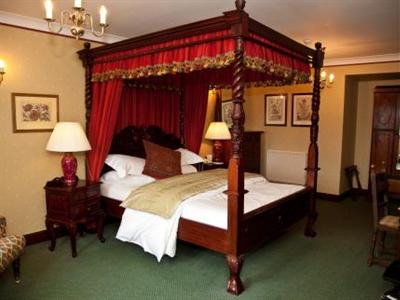 фото отеля Cricklade Hotel