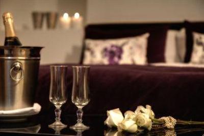 фото отеля Broadway Hotel & Suites
