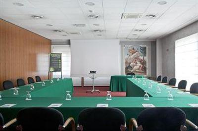 фото отеля NH Vicenza