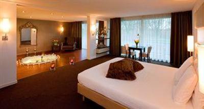 фото отеля Van der Valk Hotel Ara