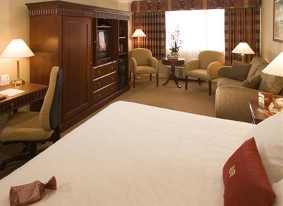 фото отеля Crowne Plaza Moncton Downtown