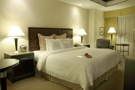 фото отеля Crowne Plaza Moncton Downtown