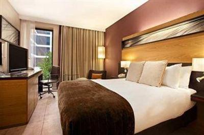 фото отеля Hilton Hotel Gatwick Airport Crawley