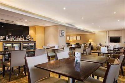 фото отеля Hilton Hotel Gatwick Airport Crawley