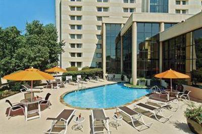 фото отеля Sheraton Charlotte Airport Hotel