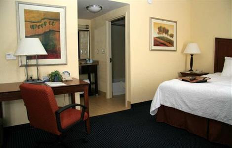 фото отеля Hampton Inn & Suites Savannah - I-95 S - Gateway