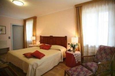 фото отеля Hotel Castelbourg