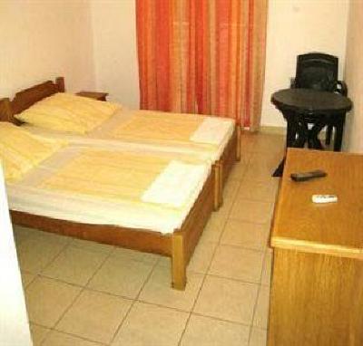 фото отеля Sun Hostel Budva