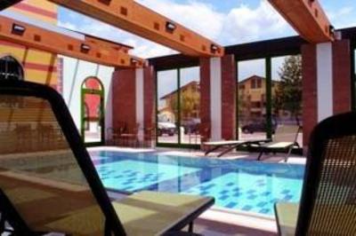 фото отеля Pacific Paradise Hotel & Suites