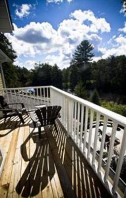 фото отеля Rosseau's Northern Landing