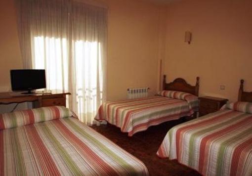 фото отеля Hostal Sunami