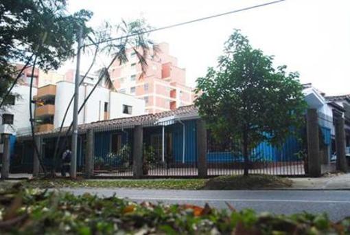 фото отеля Upcycle Hostel