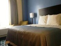 Days Inn & Suites Ozone Park JFK Airport