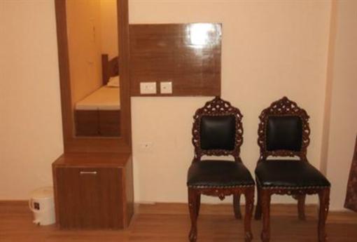 фото отеля Hotel Kalash Residency