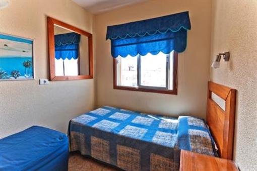 фото отеля Hotel Apartamento Bajamar