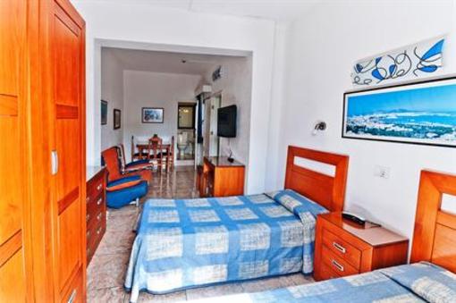 фото отеля Hotel Apartamento Bajamar