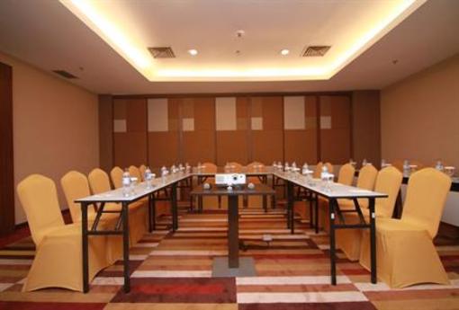 фото отеля Amazing Hotel Jakarta