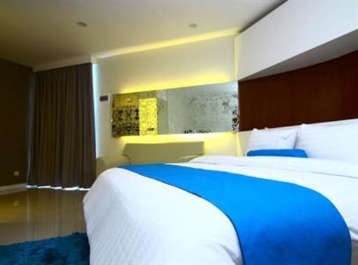 фото отеля Amazing Hotel Jakarta