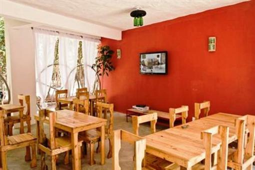 фото отеля Bakano Eco Hostel Pousada