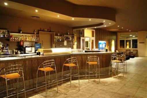 фото отеля Apartaments Corona Tortosa