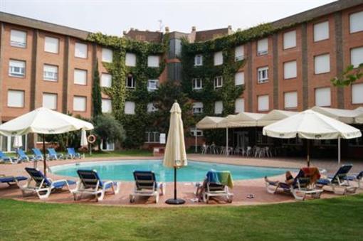 фото отеля Apartaments Corona Tortosa