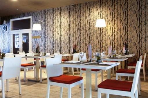 фото отеля Apartaments Corona Tortosa