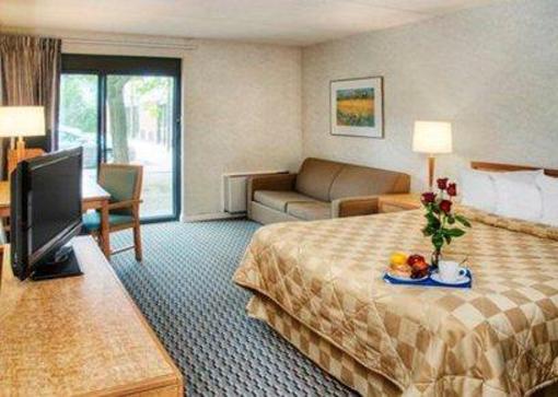 фото отеля Comfort Inn East Moncton