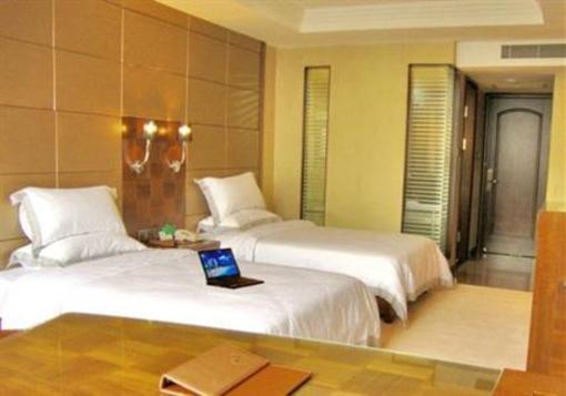 фото отеля Junyi Sunshine Hotel