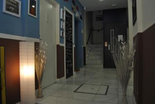 фото отеля Grand Luxe Hostel