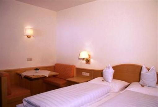 фото отеля Hotel La Plaza
