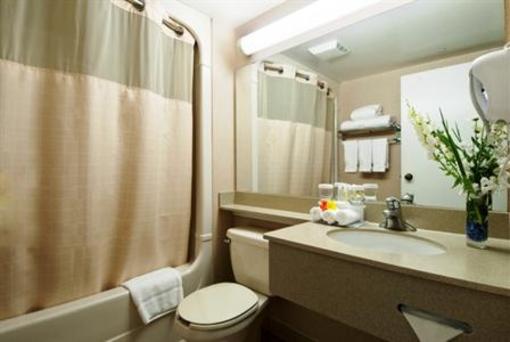 фото отеля Holiday Inn Express Toronto - North York