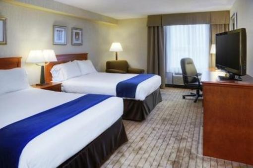 фото отеля Holiday Inn Express Toronto - North York