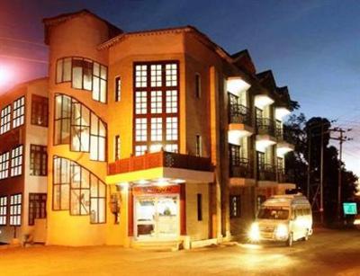 фото отеля Hotel Himgiri Dalhousie