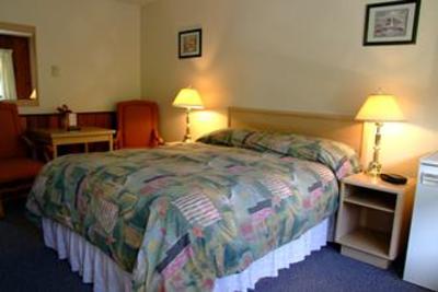 фото отеля Cedar Motel
