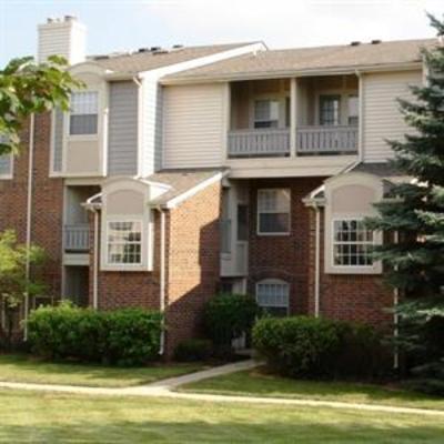 фото отеля Fairlane Meadow Apartments Dearborn