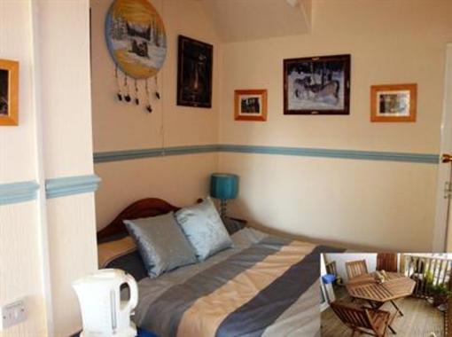 фото отеля Dewolf Guest House