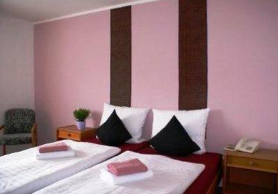 фото отеля Triotel