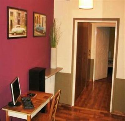 фото отеля Hostel Orange Plus