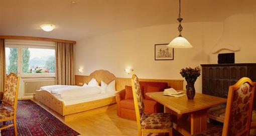 фото отеля Hotel Jaegerhof Zams