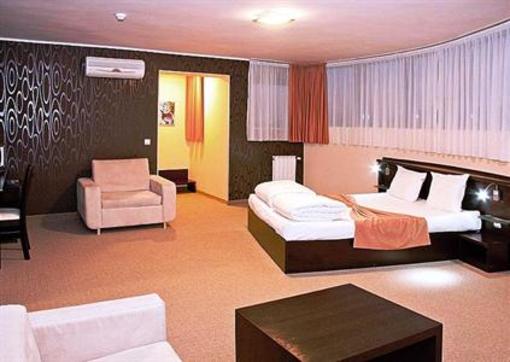 фото отеля Hotel Riverside Yambol
